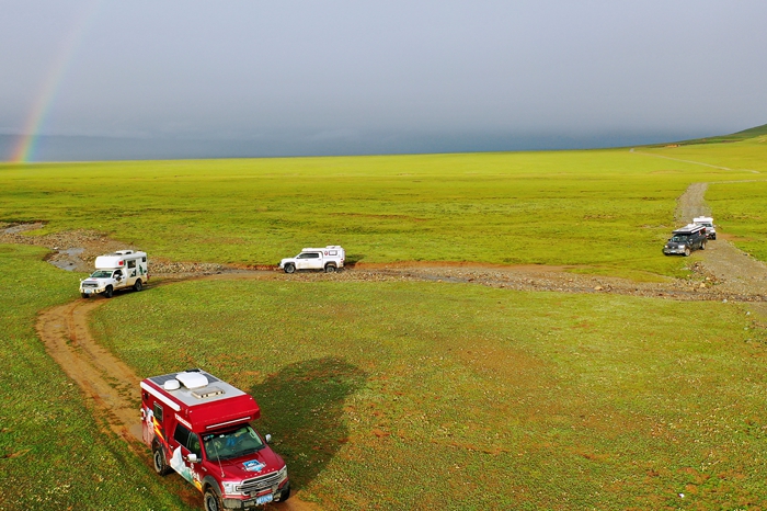 成都洛帶房車展旅美速騰帶你看陸地頭等艙中規(guī)福特F150LTD四驅(qū)越野房車
