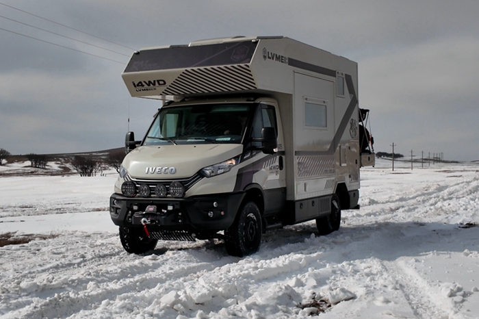 旅美意大利 NEW DAILY 4X4漫步系列C 型越野房車